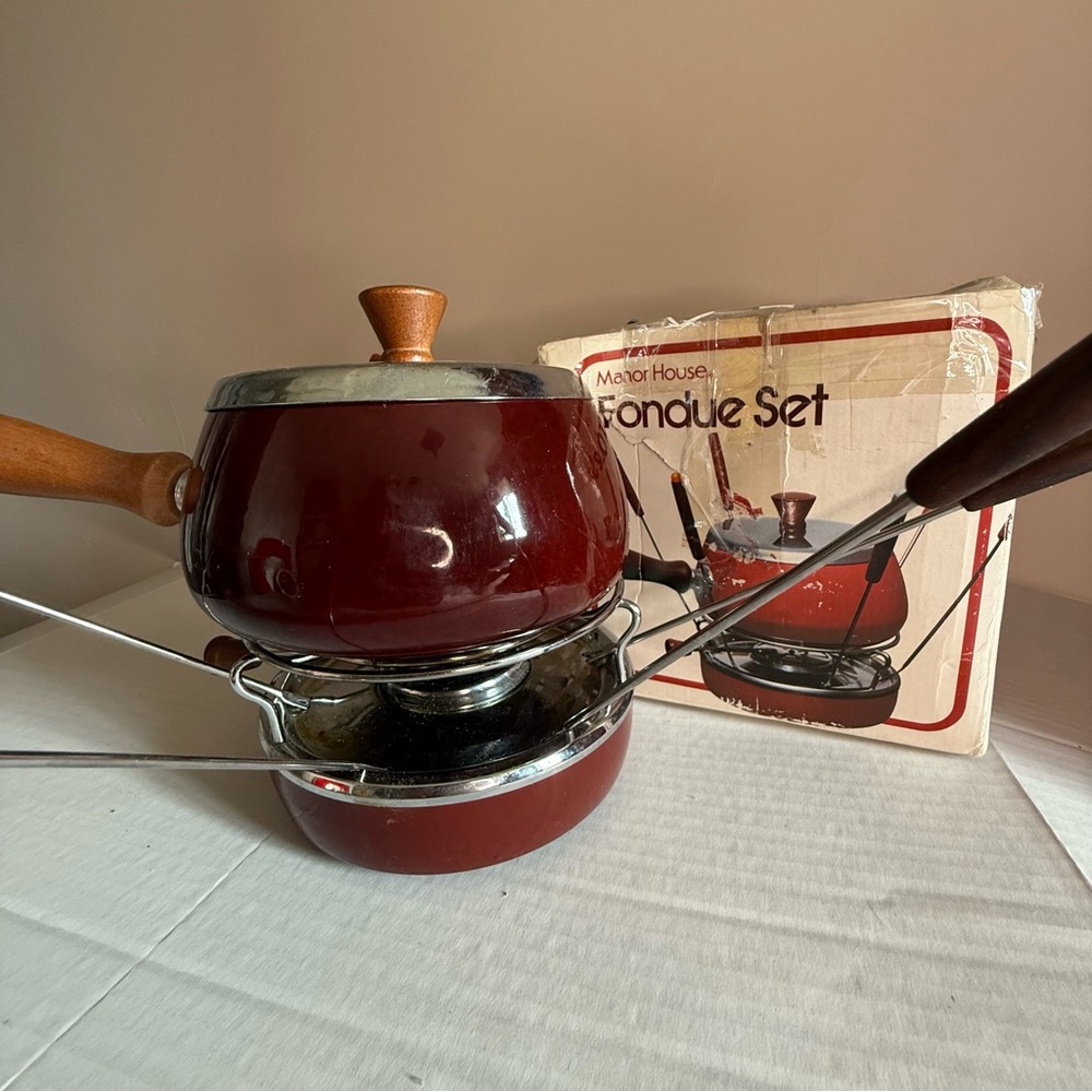 Elegant Burgundy Fondue Set by